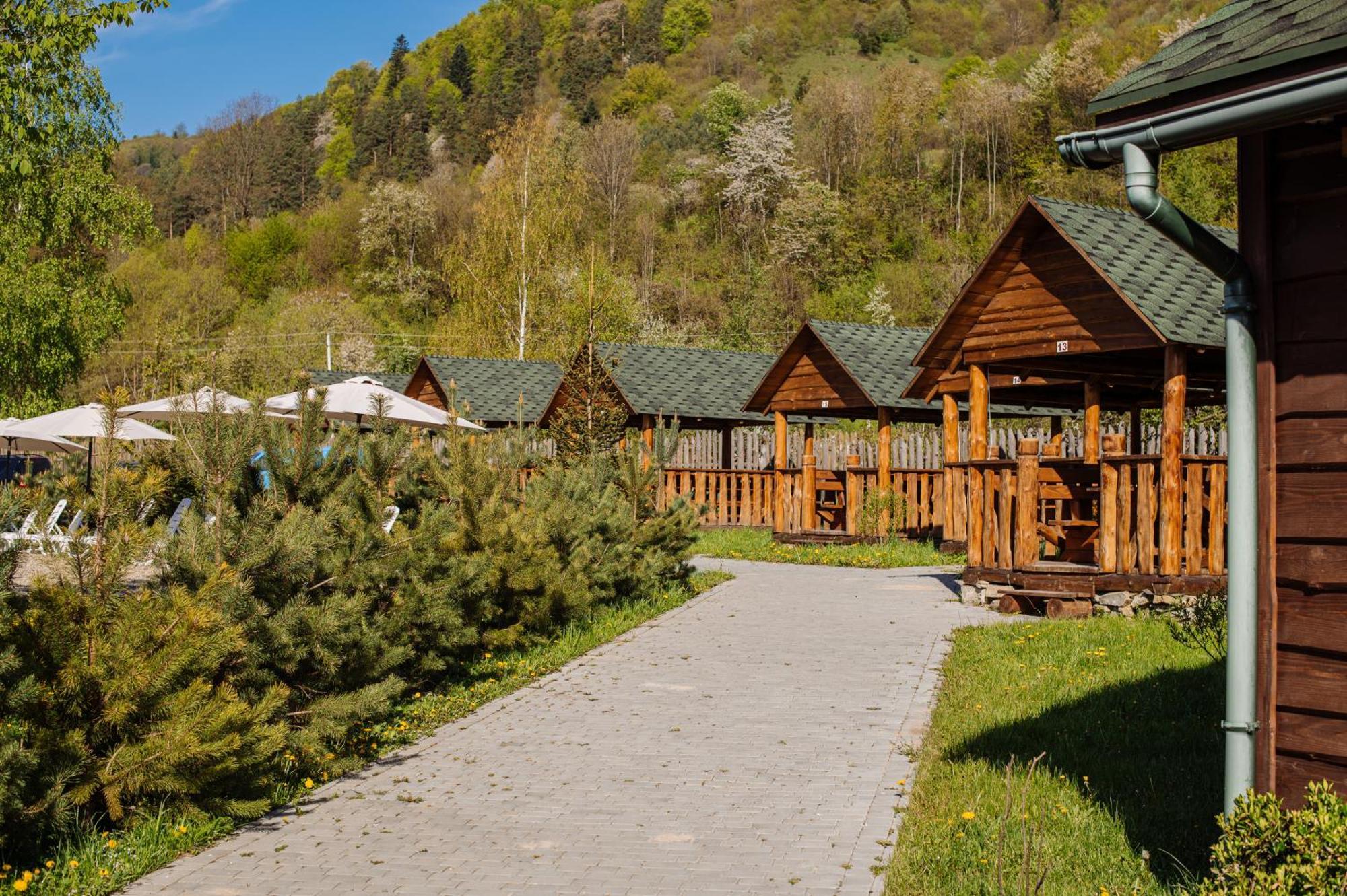 Рибничанка Hotel Skhidnytsia Exterior photo
